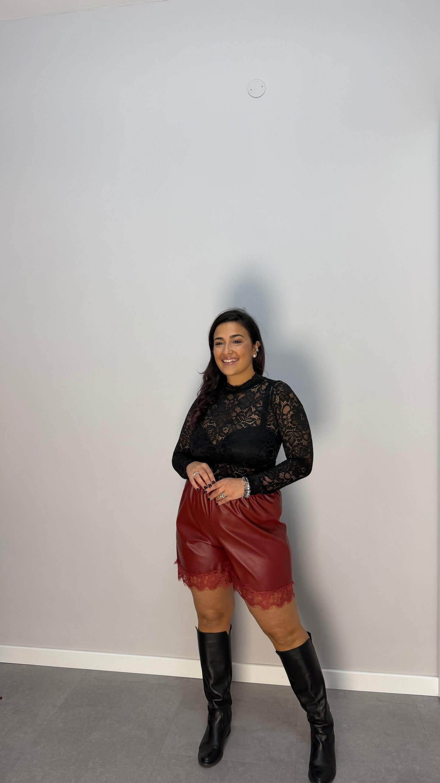 Pantaloncino Moon in pelle Bordeaux PM44