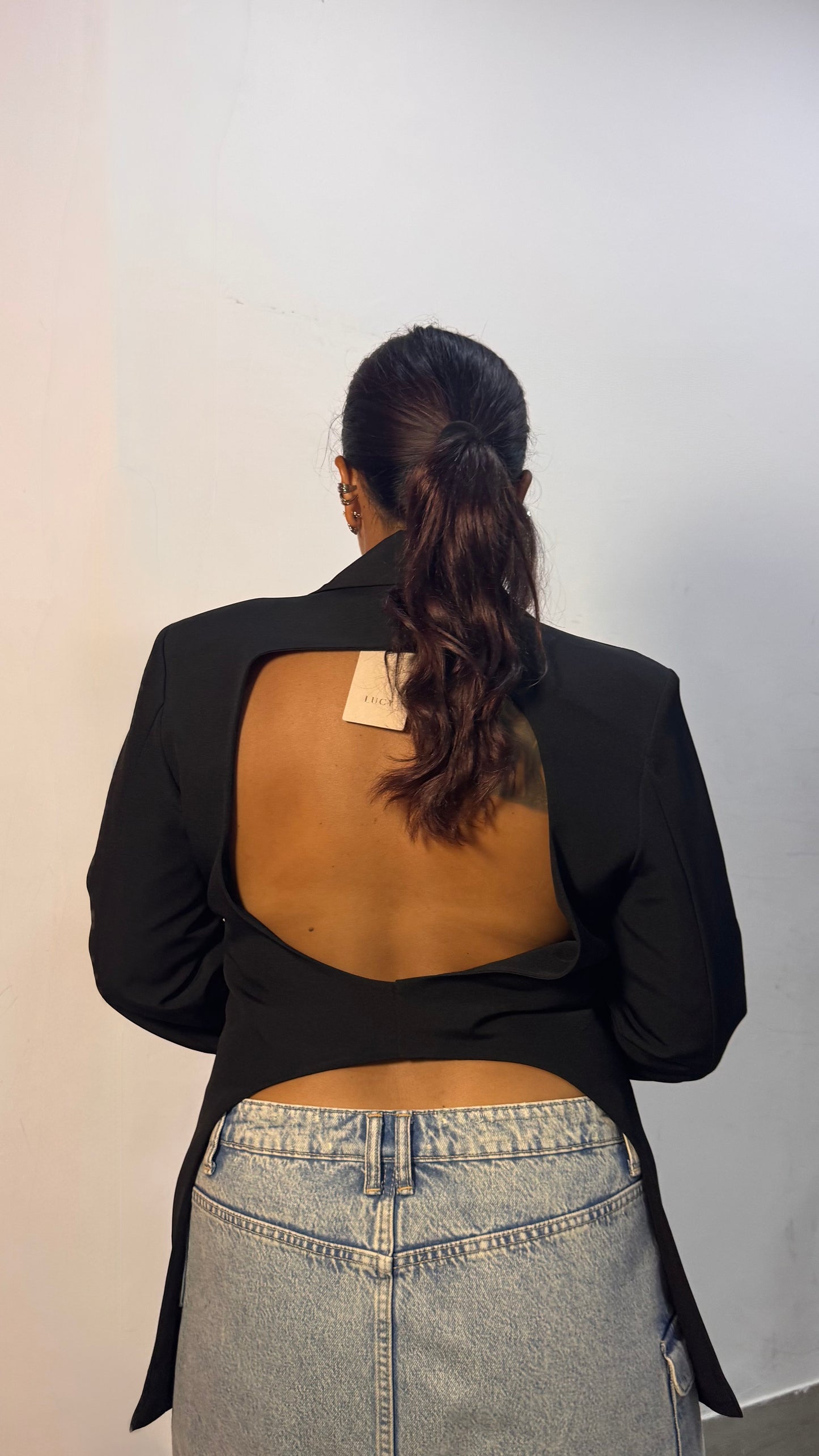 Giacca monopetto con scollatura 6751