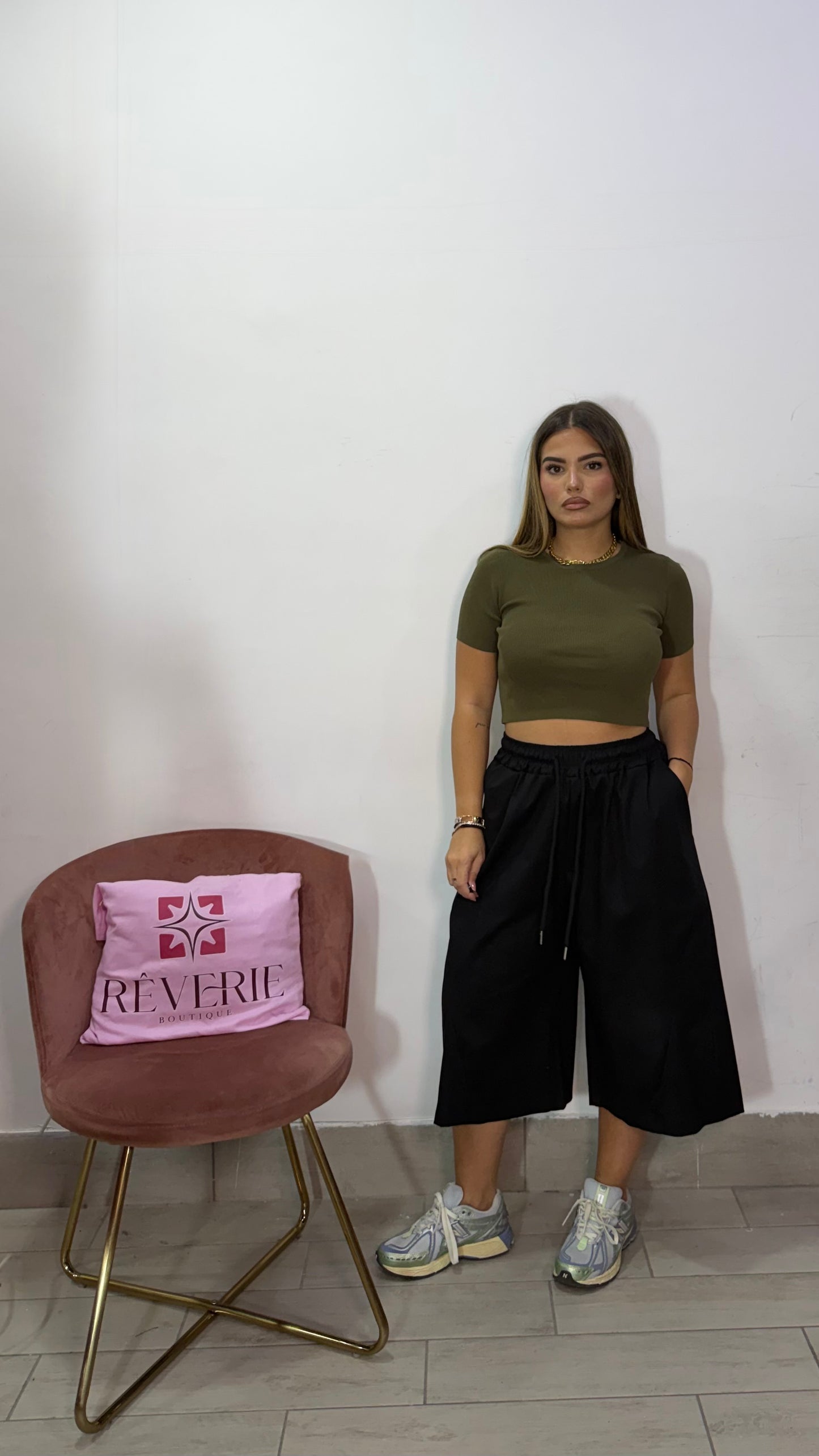 Pantalone Bermuda Minorca Nero con culisse in vita AT31094