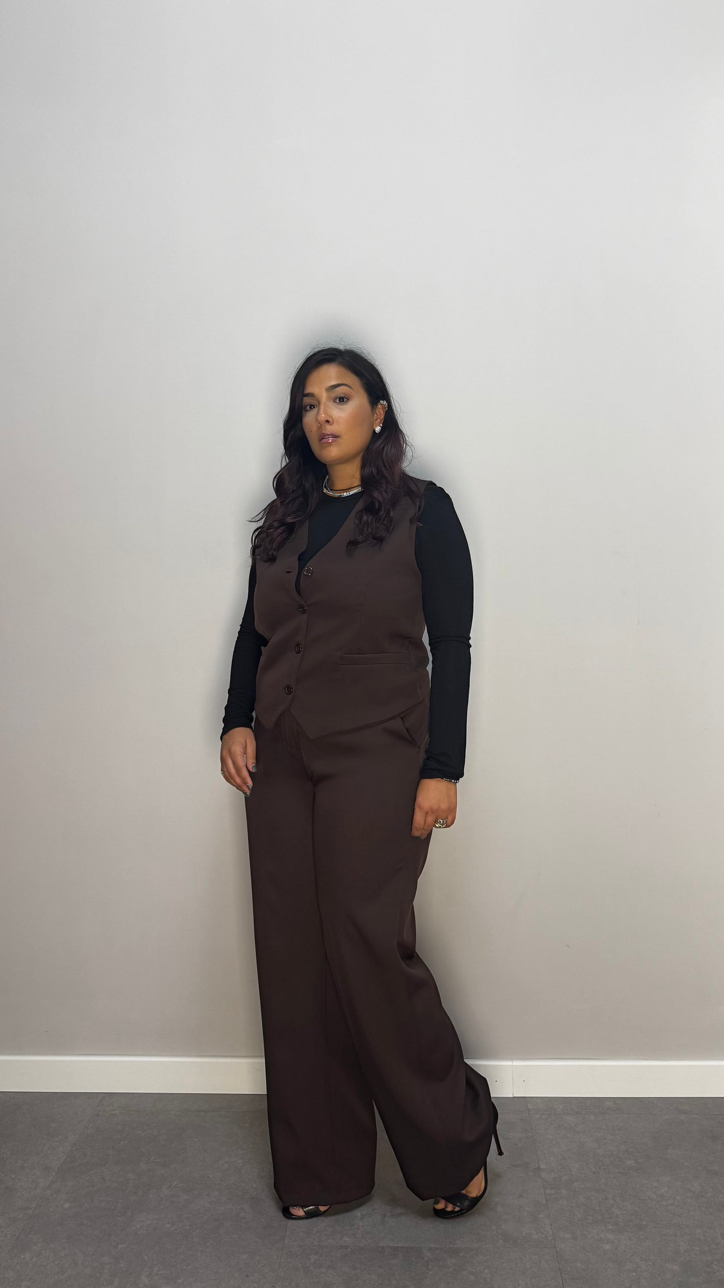 Tailleur Taigi Marrone M12506