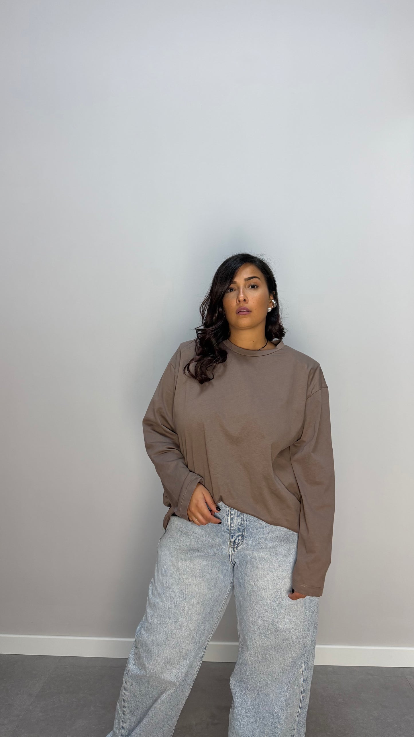 T-shirt Soho oversize con spalline 2639