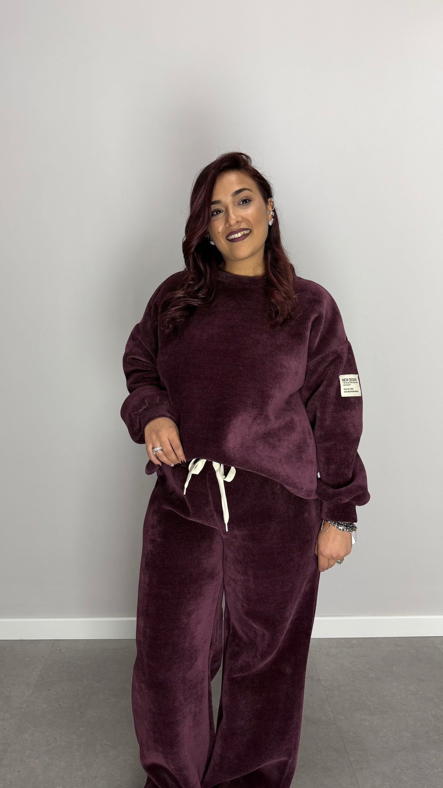 Coordinato in Tuta Vellux Bordeaux con Pantalone a Zampa V440