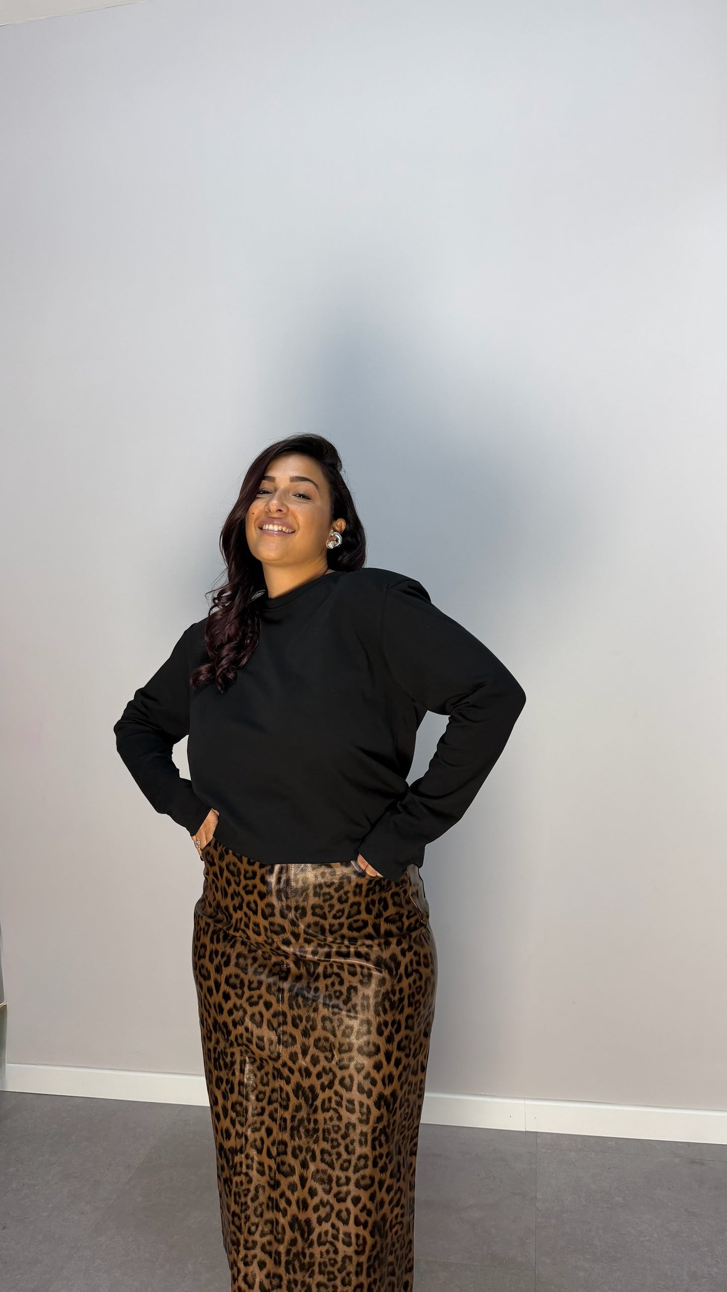 T-shirt Helena Nera con spalline F0638