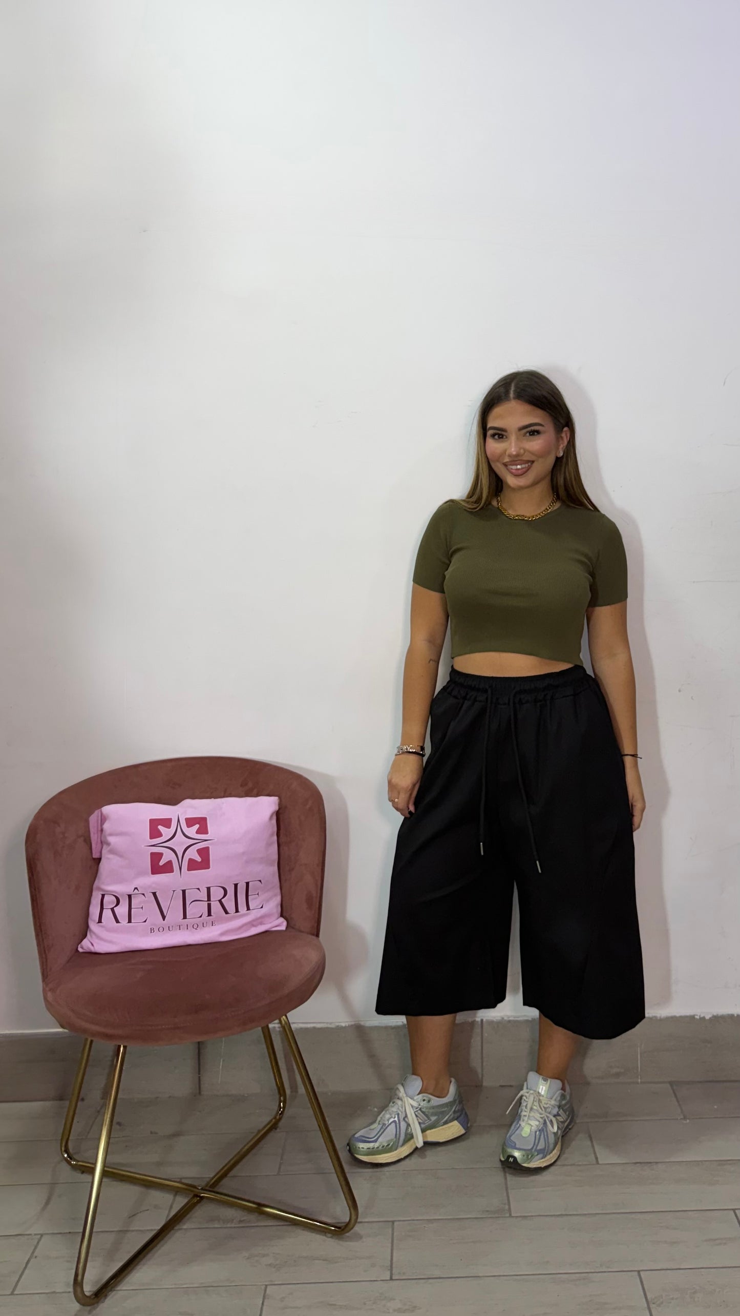 Pantalone Bermuda Minorca Nero con culisse in vita AT31094