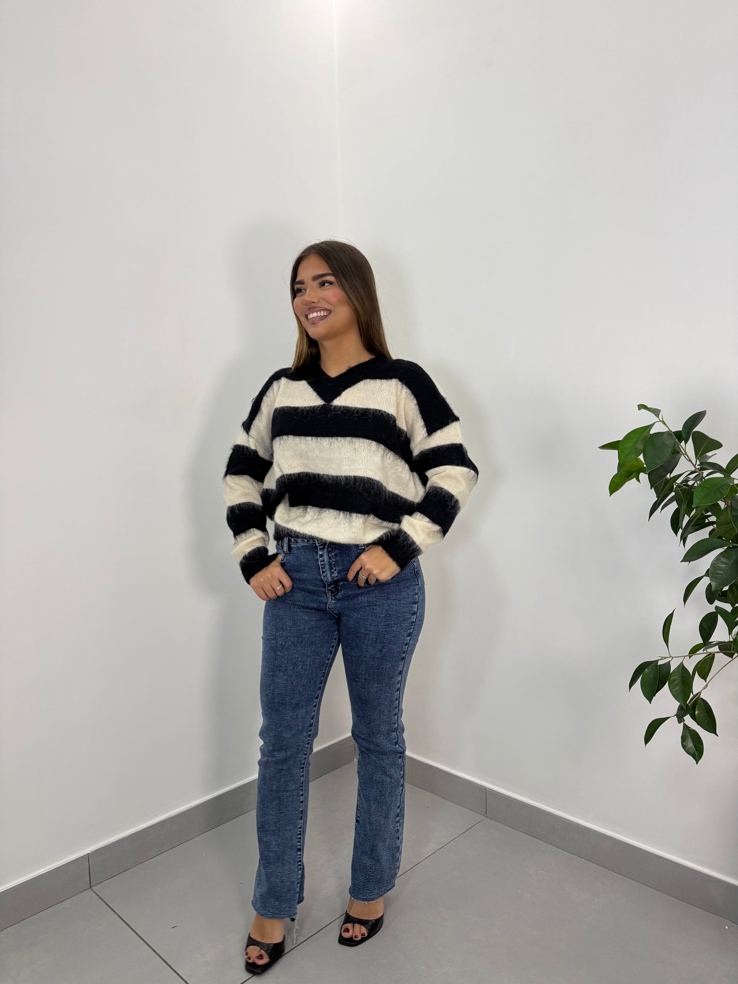 Pull ShineLine Bianco e Nero in Lana 3056