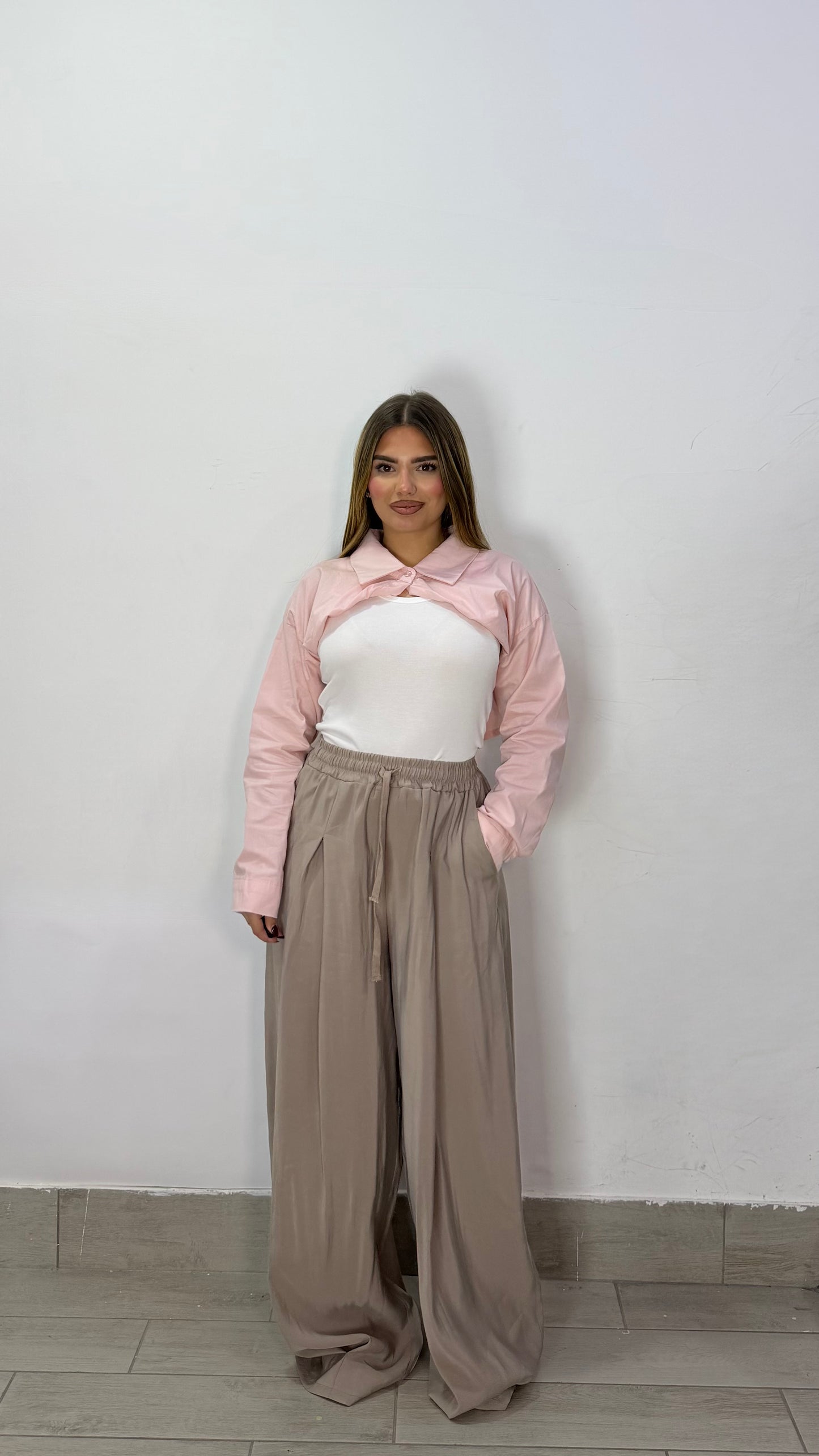 Pantalone Nerea Beige con elastico in vita e laccio MS19017