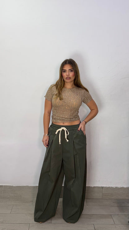 Pantalone Leila Verde con laccio e pinces 19680