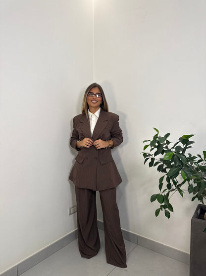 Tailleur Authority 19526