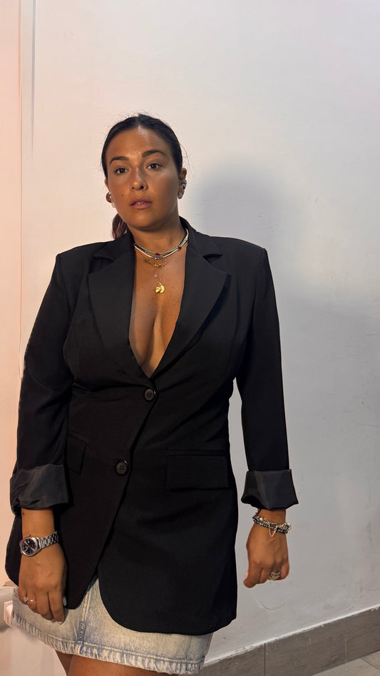 Giacca monopetto con scollatura 6751