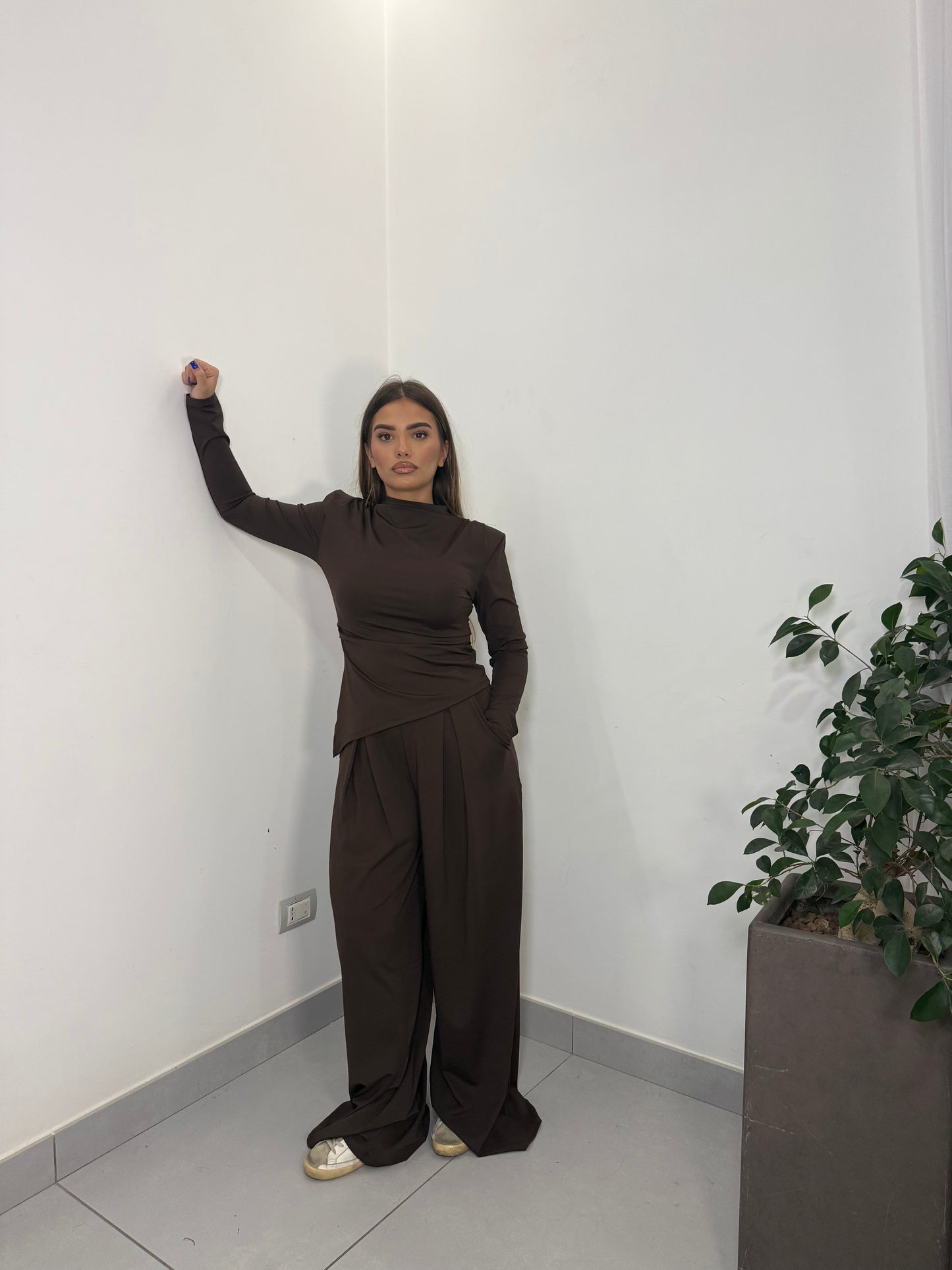 Coordinato Siera Marrone in licra con spalline 16557