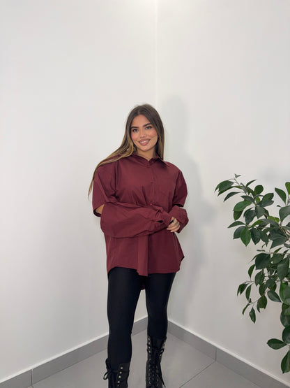 Camicia selvaggia bordeaux con spalline
