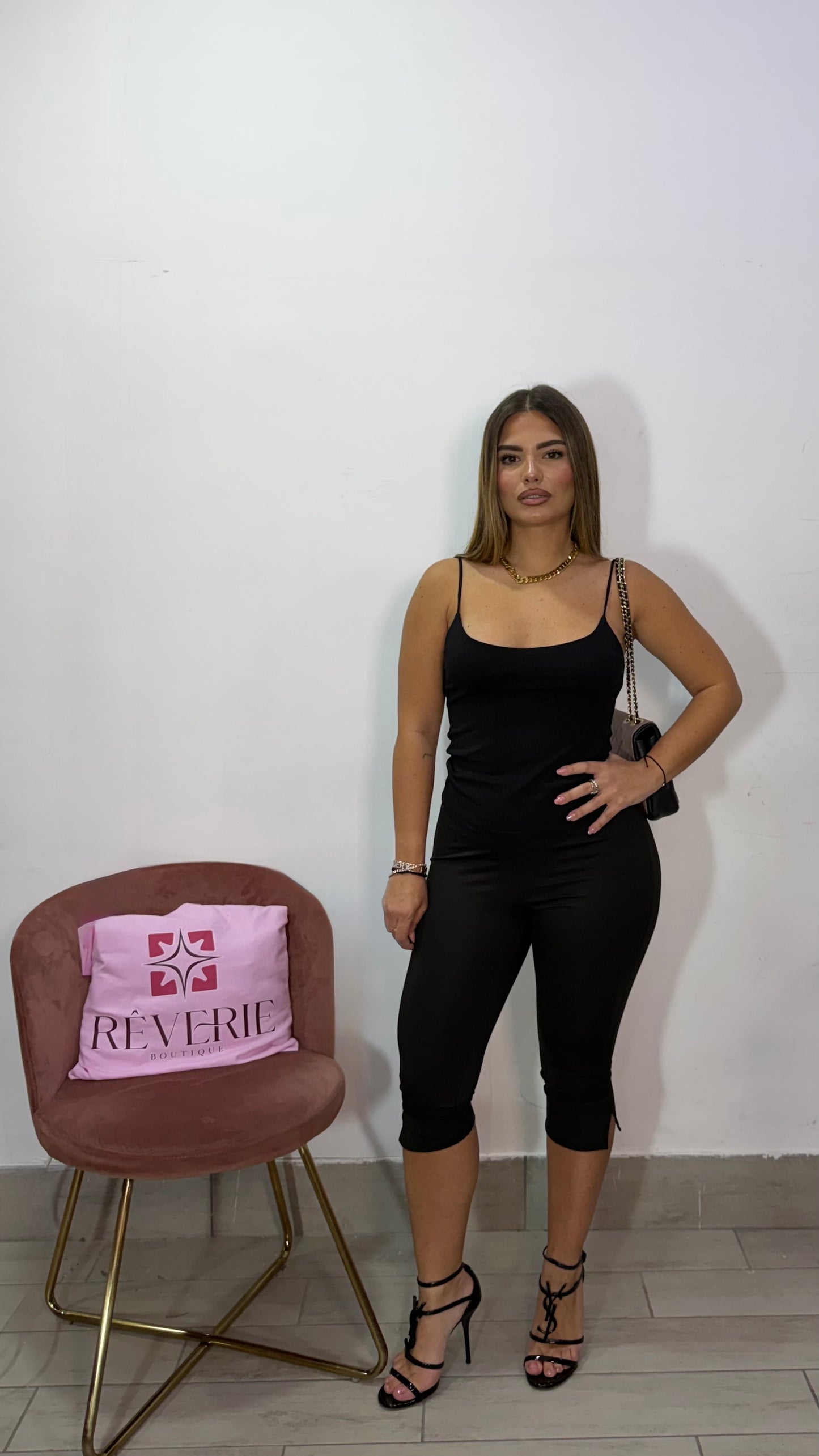Leggings Caprí Nero in Lycra con spacchetti laterali 1131