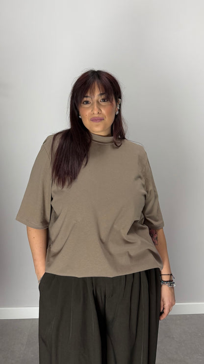 T-Shirt Power Tee mezza manica con spallina Fango 5571