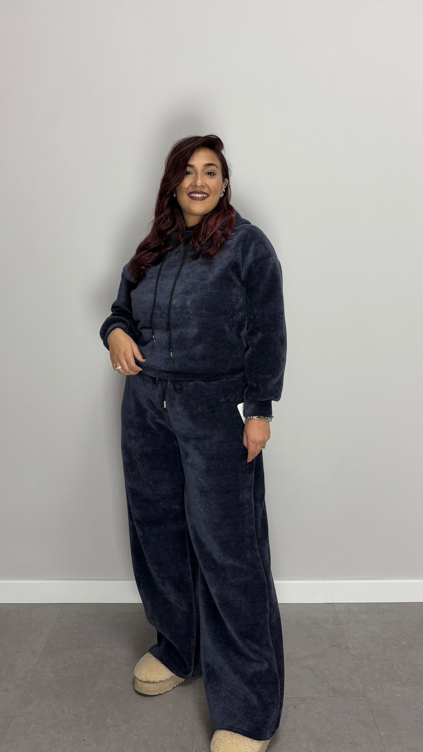 Coordinato in Tuta Velvet Blu con Cappuccio 444