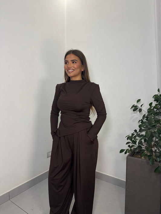 Coordinato Siera Marrone in licra con spalline 16557