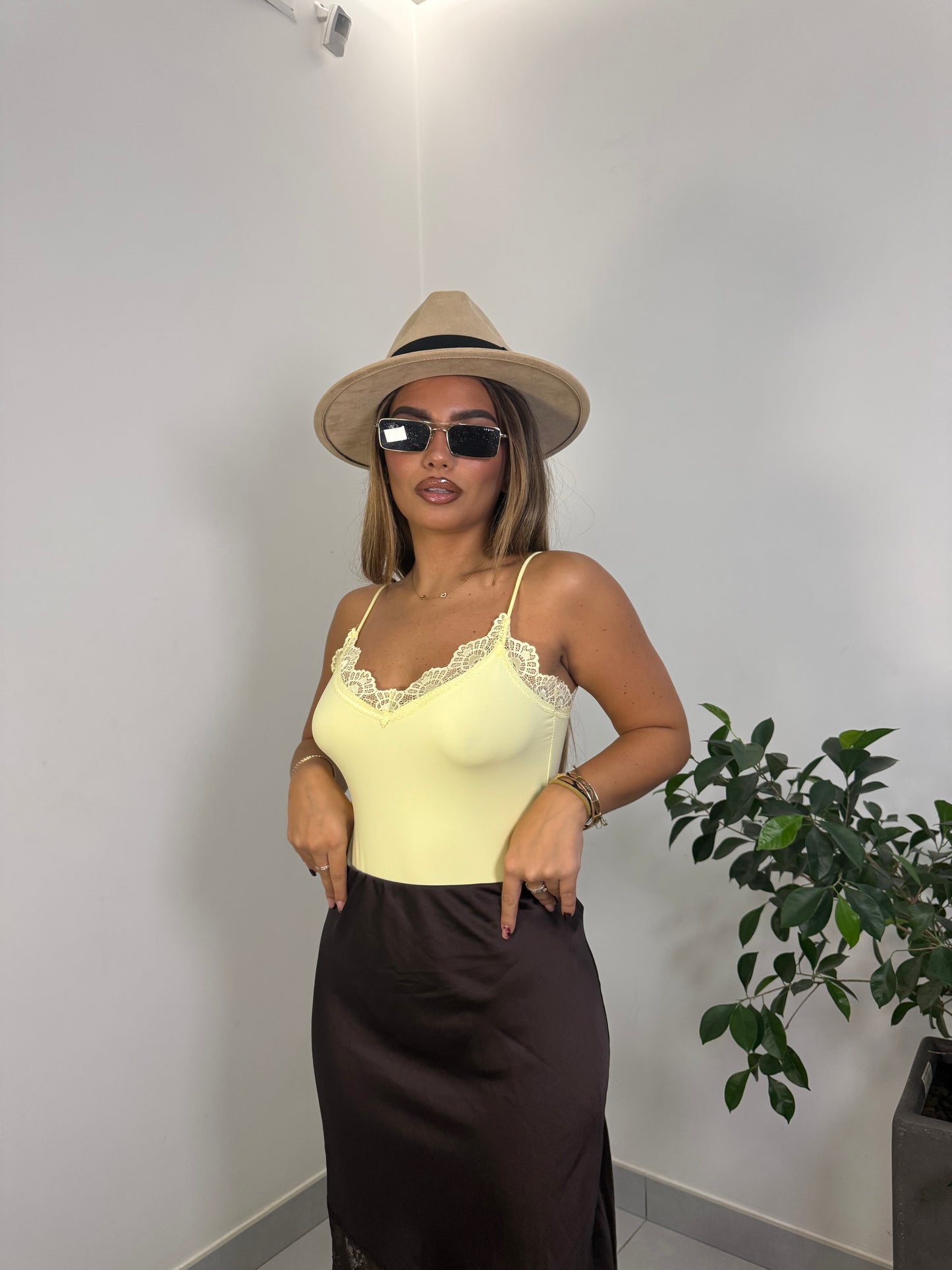 Body Petalo Giallo V7960