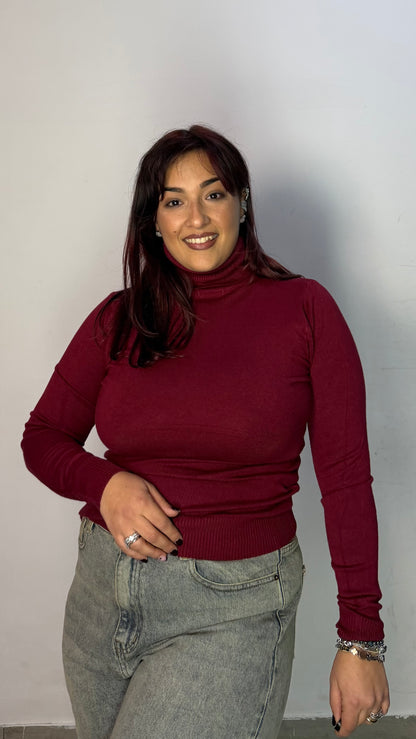 Pull Pring Collo Alto in Lana Rasata Bordeaux