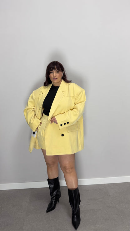 Tailleur Grace con Pantaloncino Giallo HAR017