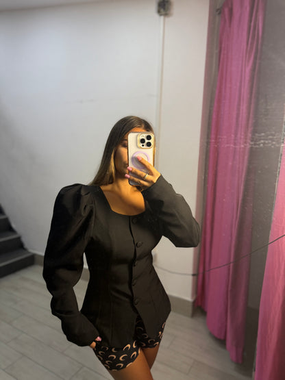 giacca con manica a palloncino nera