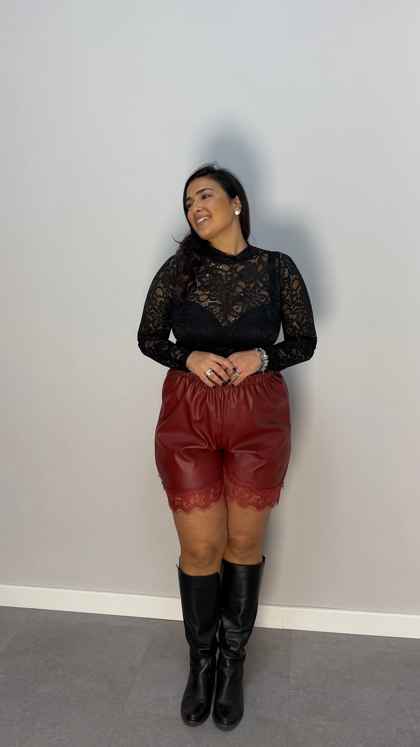 Pantaloncino Moon in pelle Bordeaux PM44