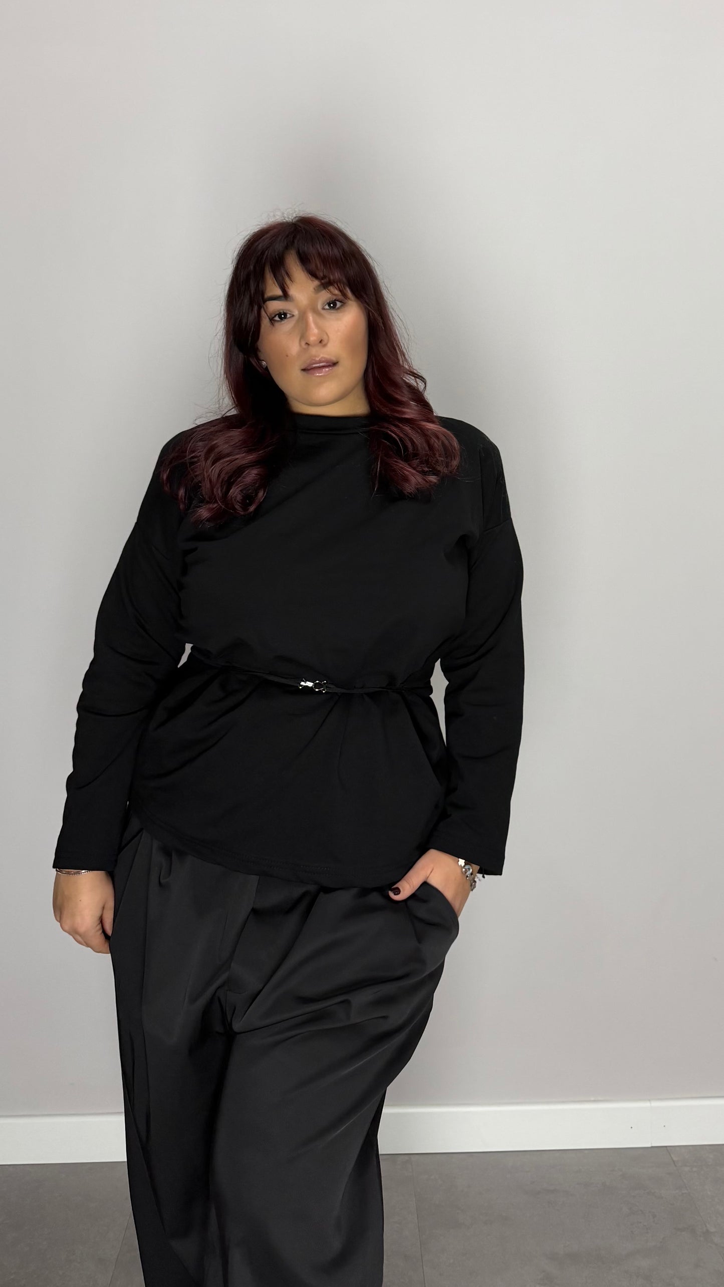 T-Shirt Silhouette con gancetto Nera