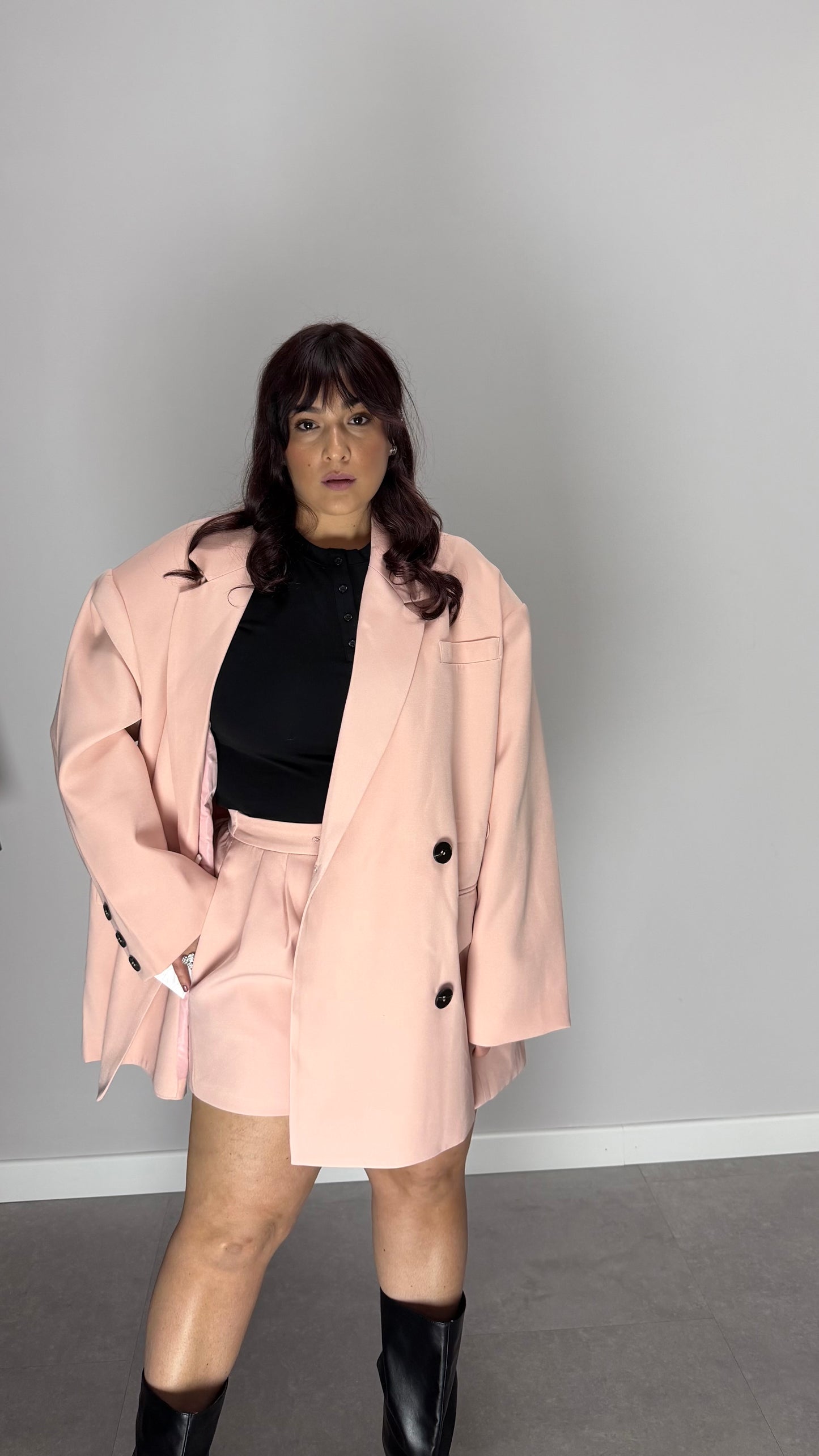 Tailleur Grace con pantaloncino Rosa HAR017