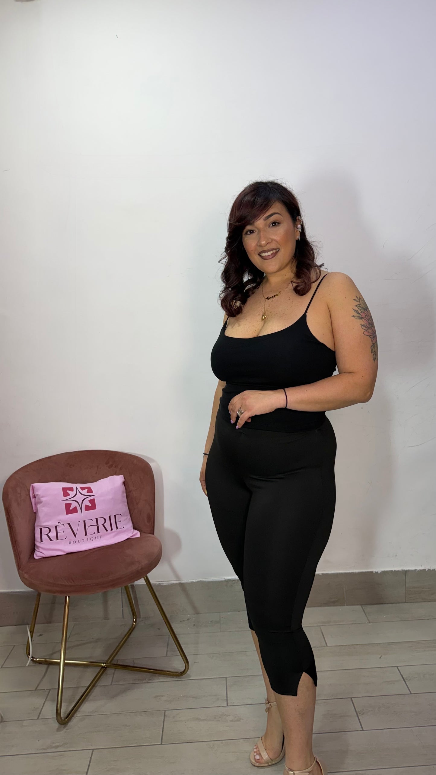 Leggings Caprí Nero in Lycra con spacchetti laterali 1131