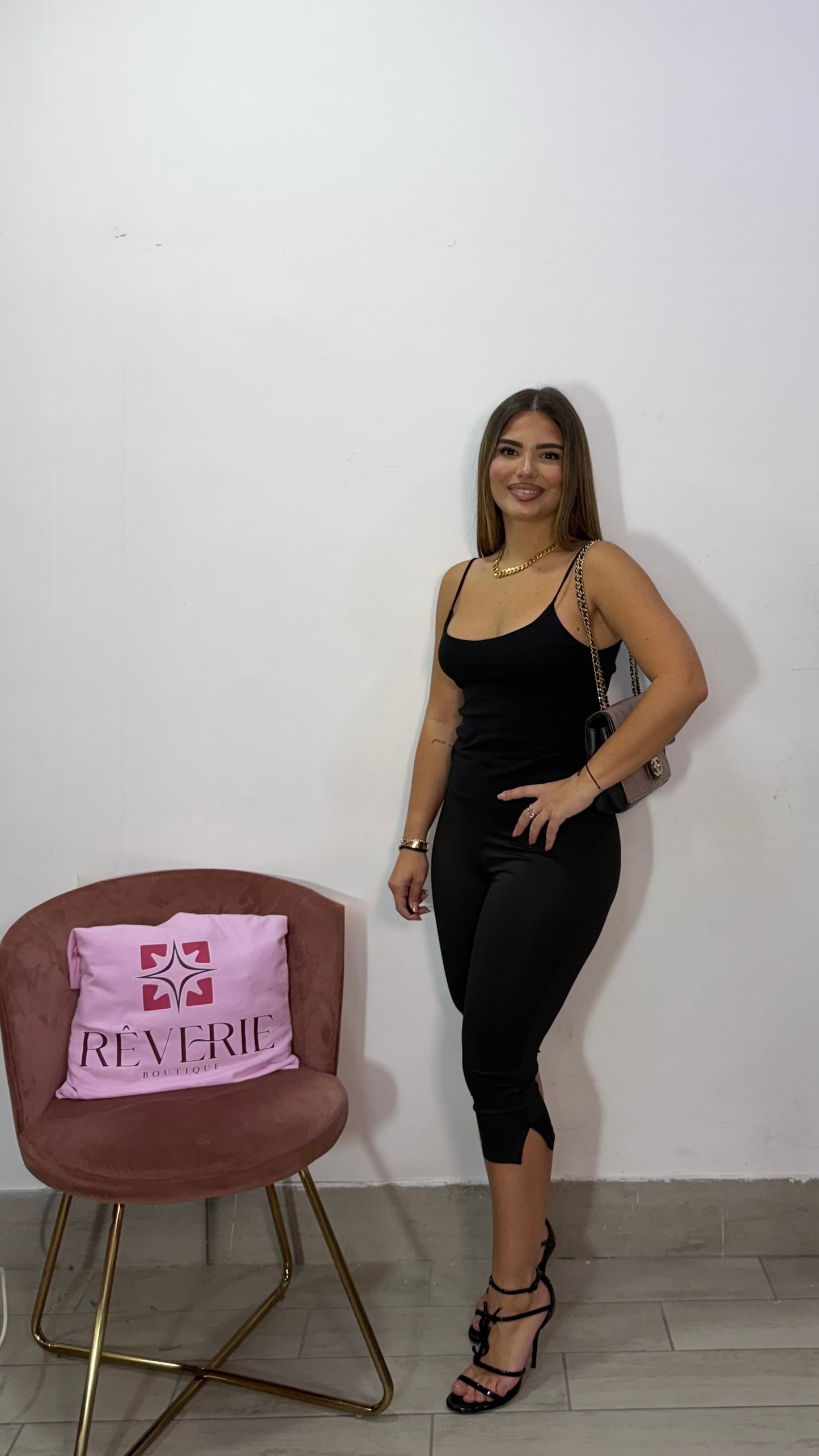 Leggings Caprí Nero in Lycra con spacchetti laterali 1131