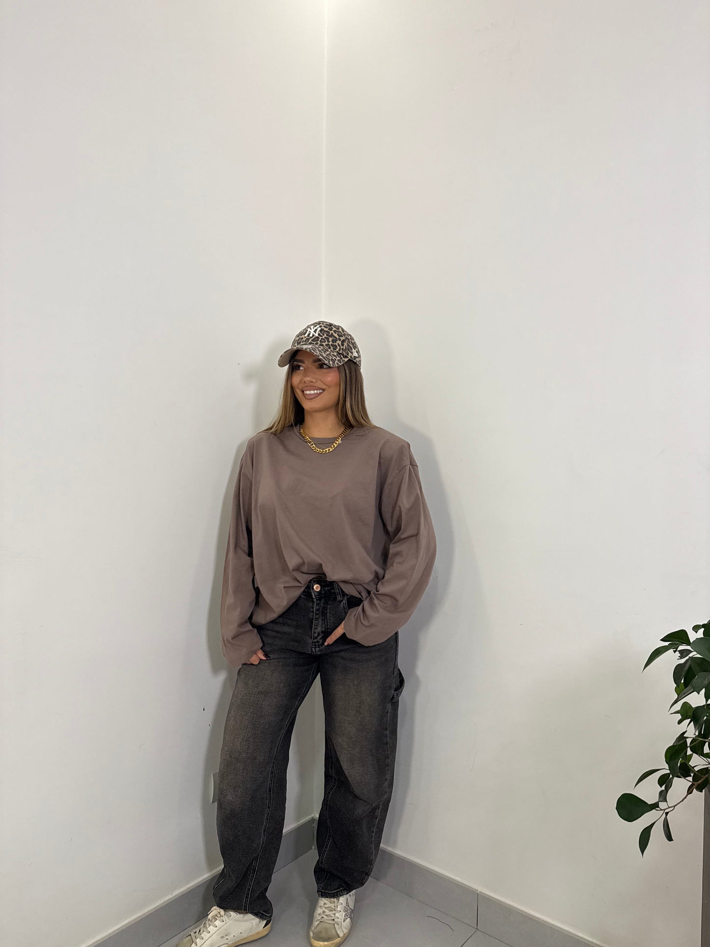 T-shirt Soho oversize con spalline 2639