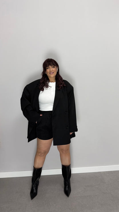 Tailleur Grace con Pantaloncino Nero HAR017