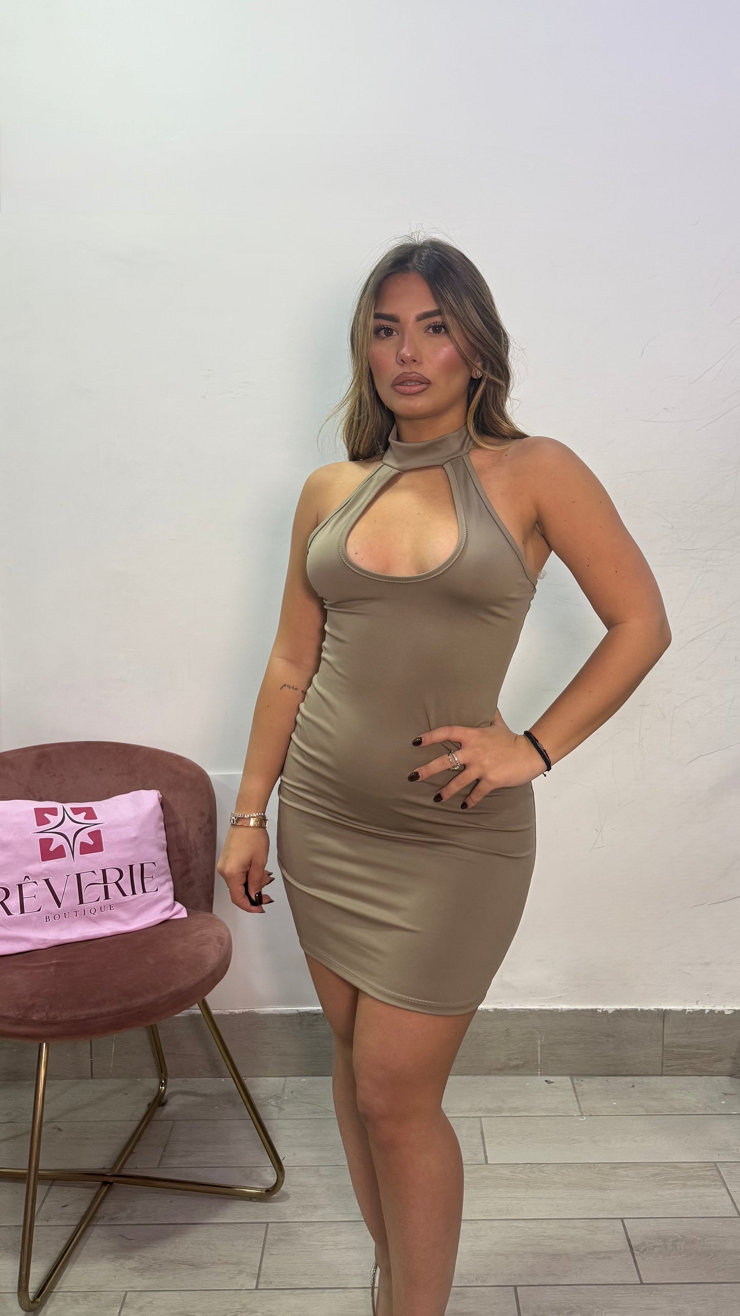 Dress Tindy Fango in Lycra con scollo all’americana 26849