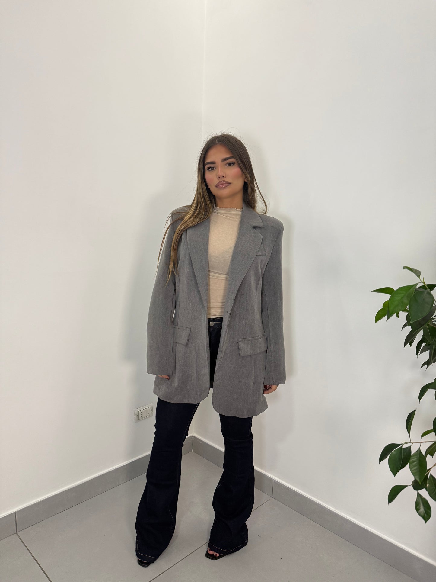 Giacca Moné Grigio un Bottone M11035